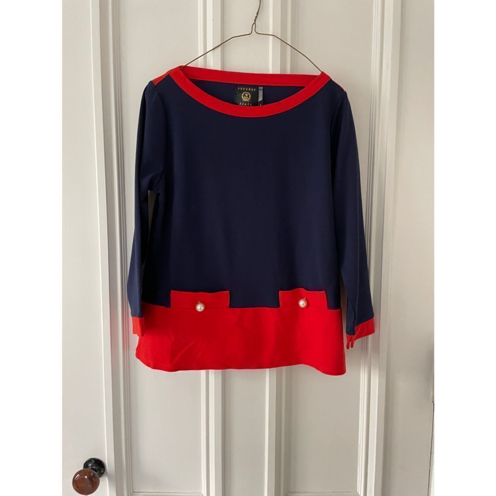 Vecceli Italy navy and red long sleeve top w/pearl buttons